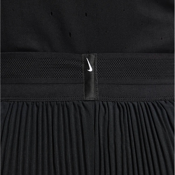 Nike Aeroswift Shorts NWT - Picture 4 of 5